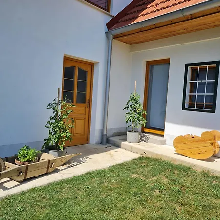 Soba Tete Tile - Hisa Ob Gozdu Bauernhof Ptuj