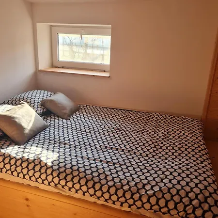 Soba Tete Tile - Hisa Ob Gozdu Bauernhof Ptuj