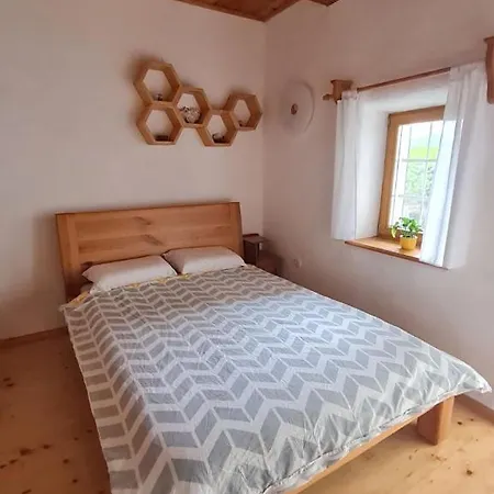 Soba Tete Tile - Hisa Ob Gozdu * Ptuj
