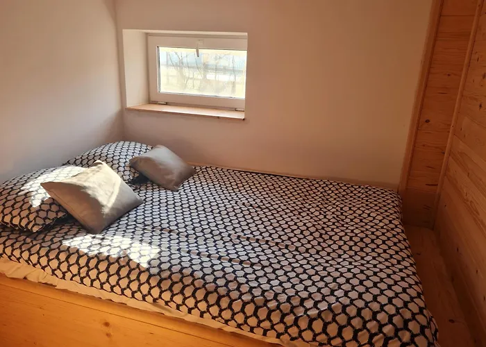 Soba Tete Tile - Hisa Ob Gozdu Farma Ptuj