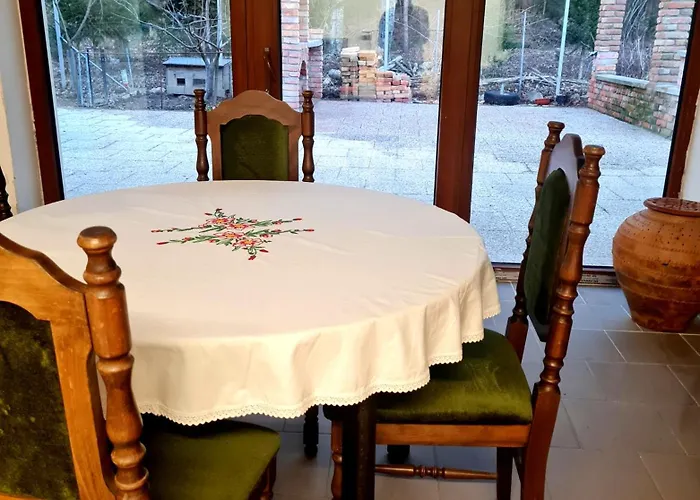 Gospodarstwo agroturystyczne Soba Tete Tile - Hisa Ob Gozdu *